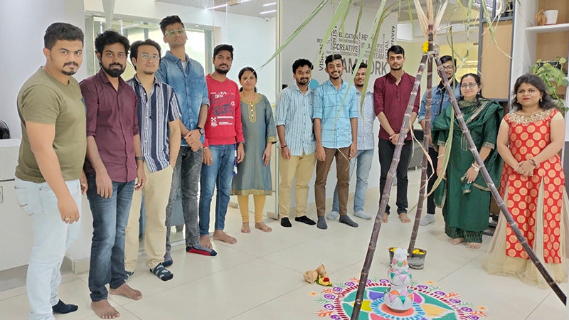 https://www.kovaion.in/wp-content/uploads/2023/01/kovaion-pongal-celebration-3.jpg